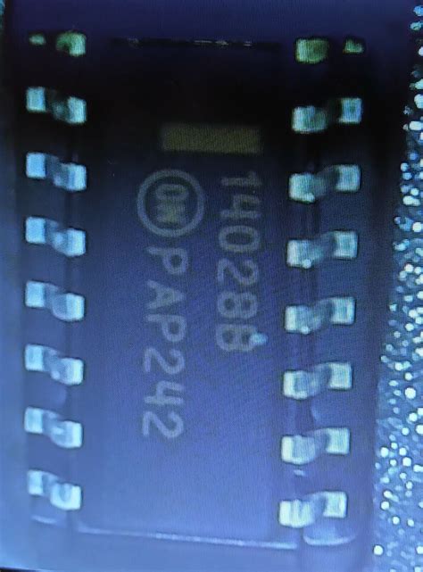 MC14028B .
